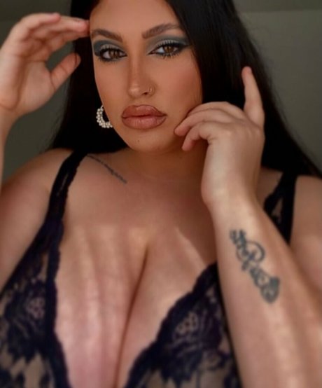Foto desnuda filtrada de OnlyFans de Alessia Barbarossa