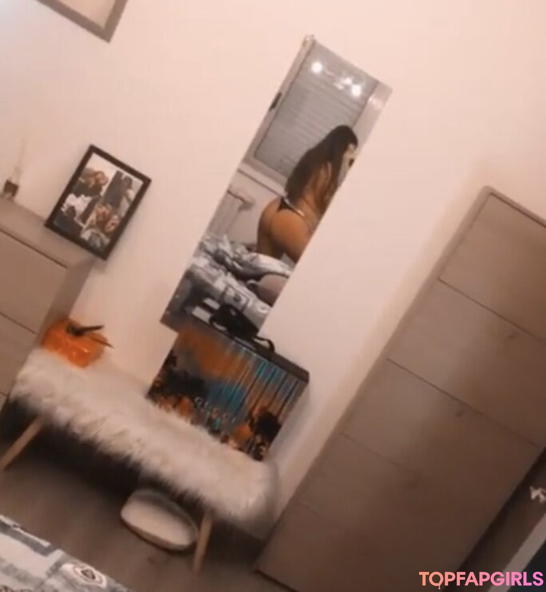 Foto desnuda filtrada de OnlyFans de Alessia Barbarossa #161 Foto desnuda filtrada de OnlyFans de Alessia Barbarossa #161