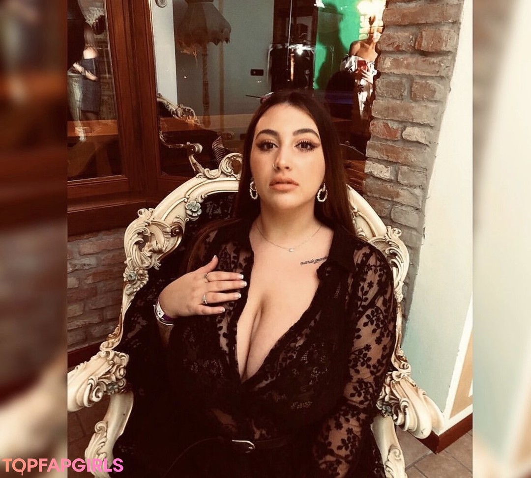 Foto desnuda filtrada de OnlyFans de Alessia Barbarossa #24 Foto desnuda filtrada de OnlyFans de Alessia Barbarossa #24