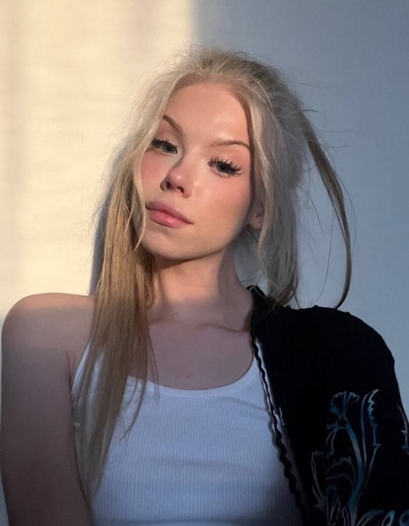 Foto desnuda filtrada de OnlyFans de Sonyaplush