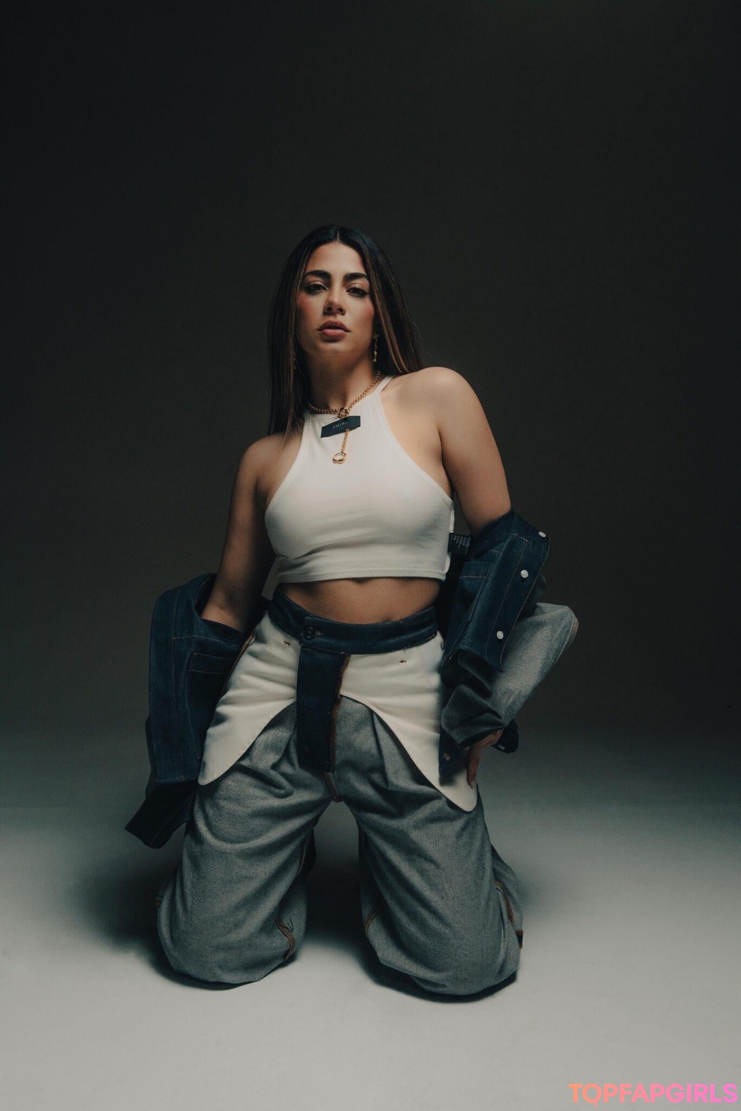 Foto desnuda filtrada de OnlyFans de Emeraude Toubia #152 Foto desnuda filtrada de OnlyFans de Emeraude Toubia #152