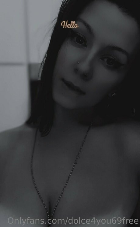 Foto desnuda filtrada de OnlyFans de Dolce4you69free