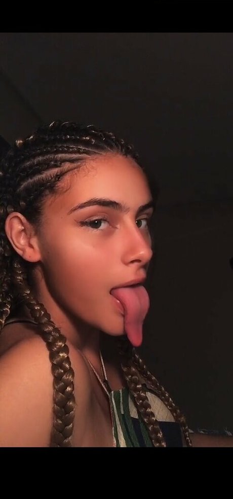 Foto desnuda filtrada de OnlyFans de Cerejaniih