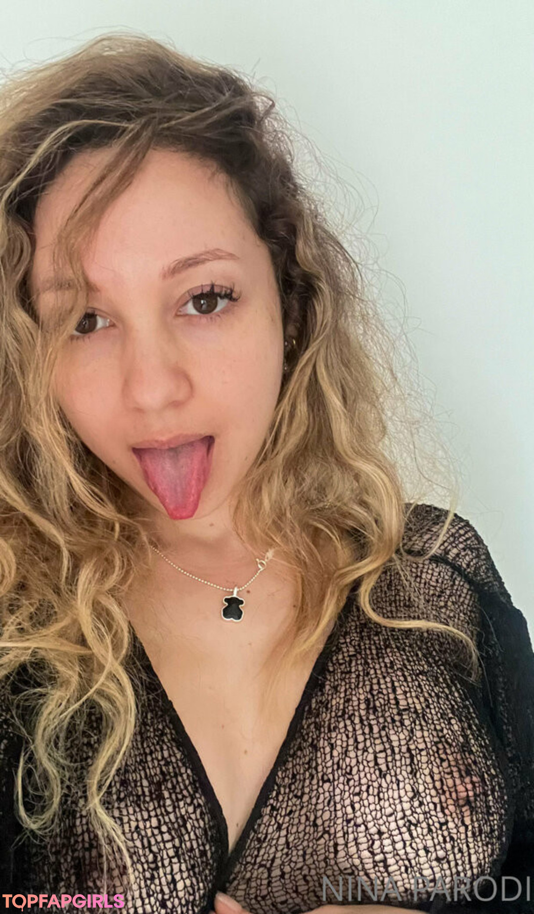 Foto desnuda filtrada de OnlyFans de Nina Parodi #13 Foto desnuda filtrada de OnlyFans de Nina Parodi #13