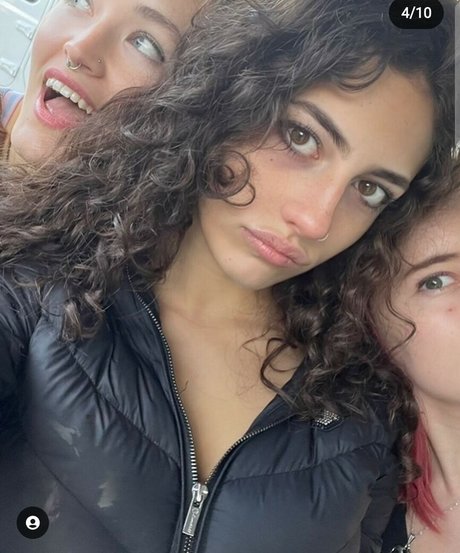 Foto desnuda filtrada de OnlyFans de Bella Ossi