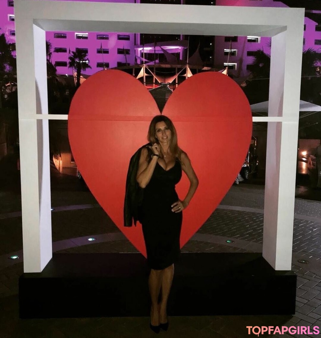 Foto desnuda filtrada de OnlyFans de Valentina Liguori #2 Foto desnuda filtrada de OnlyFans de Valentina Liguori #2