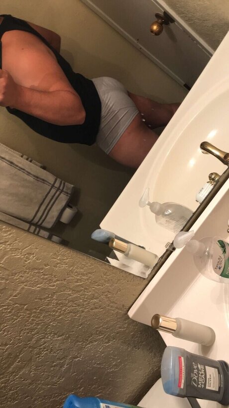 Foto desnuda filtrada de OnlyFans de Digitalraw
