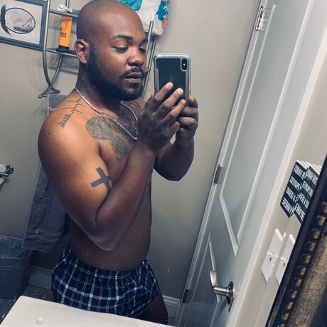 Foto desnuda filtrada de OnlyFans de Caleb 