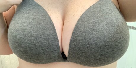 Foto desnuda filtrada de OnlyFans de Samantha