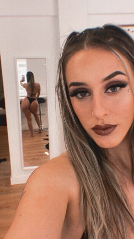 Foto desnuda filtrada de OnlyFans de Ana