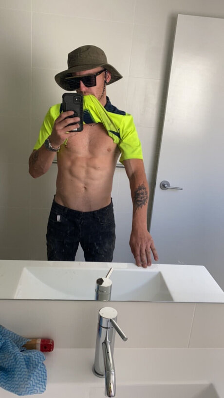 Foto desnuda filtrada de OnlyFans de Tristan