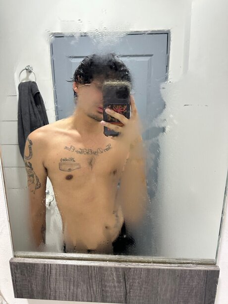 Foto desnuda filtrada de OnlyFans de Frankie Robles