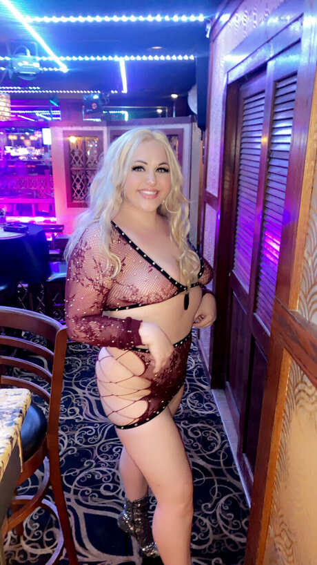Foto desnuda filtrada de OnlyFans de Karina