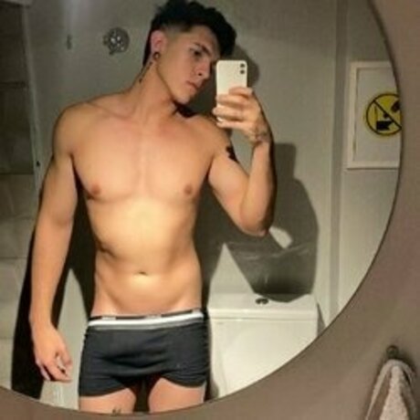 Foto desnuda filtrada de OnlyFans de Allan Milani