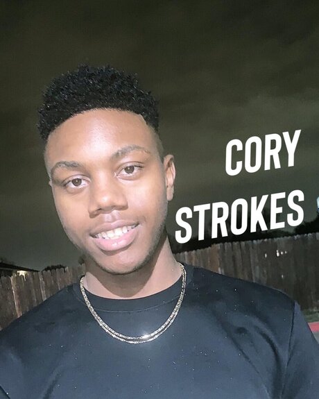 Foto desnuda filtrada de OnlyFans de Cory Strokes 