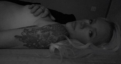 Foto desnuda filtrada de OnlyFans de Trailertrashbaddie