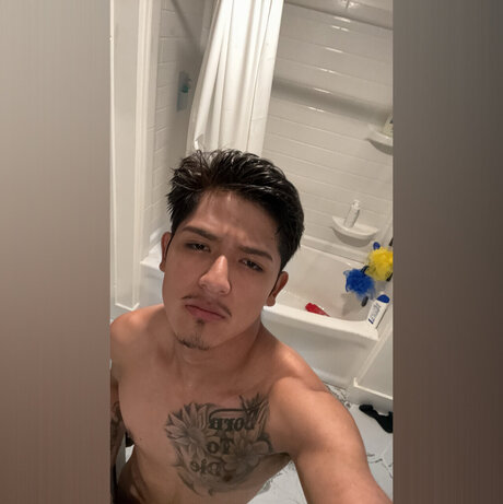 Foto desnuda filtrada de OnlyFans de Hotguyodi