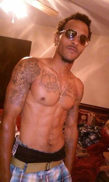 Foto desnuda filtrada de OnlyFans de Ashton Fryer