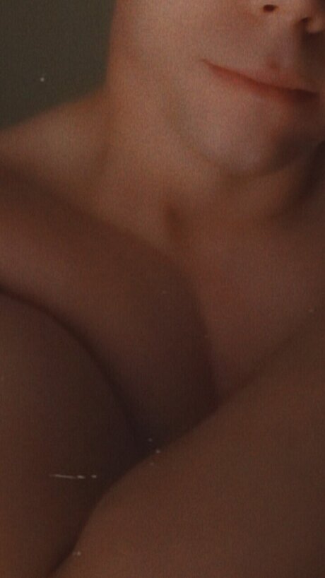 Foto desnuda filtrada de OnlyFans de Demesto
