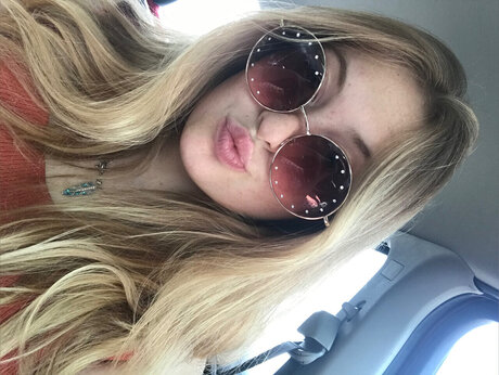 Bigtittieblondie