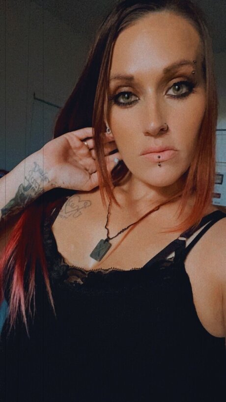 Foto desnuda filtrada de OnlyFans de M Nasty