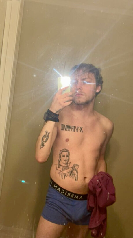 Johnny 