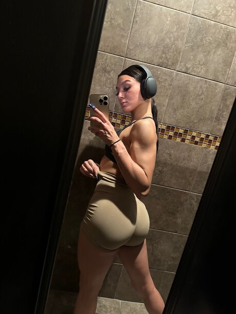 Foto desnuda filtrada de OnlyFans de Ash Love