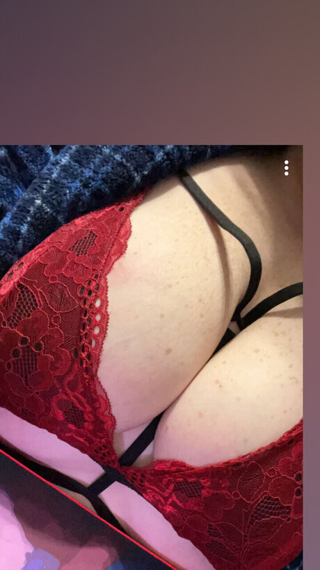 Foto desnuda filtrada de OnlyFans de Lauren