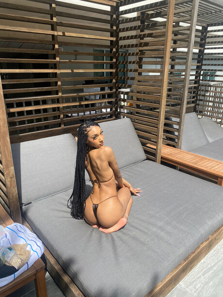 Foto desnuda filtrada de OnlyFans de Tt