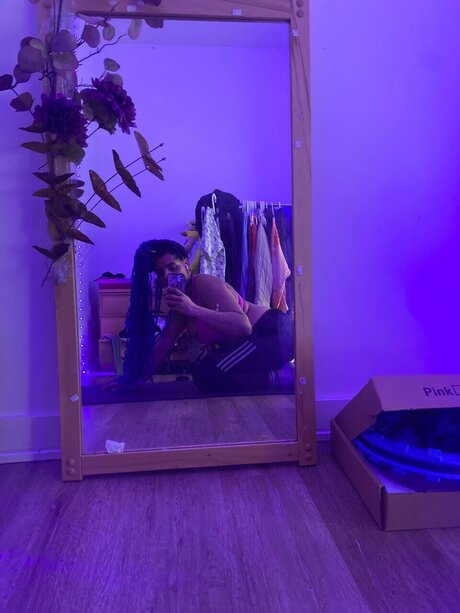 Foto desnuda filtrada de OnlyFans de Juicyphx