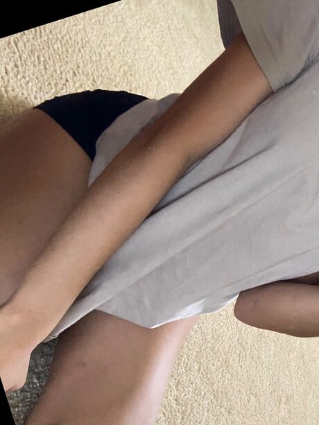Foto desnuda filtrada de OnlyFans de Melli
