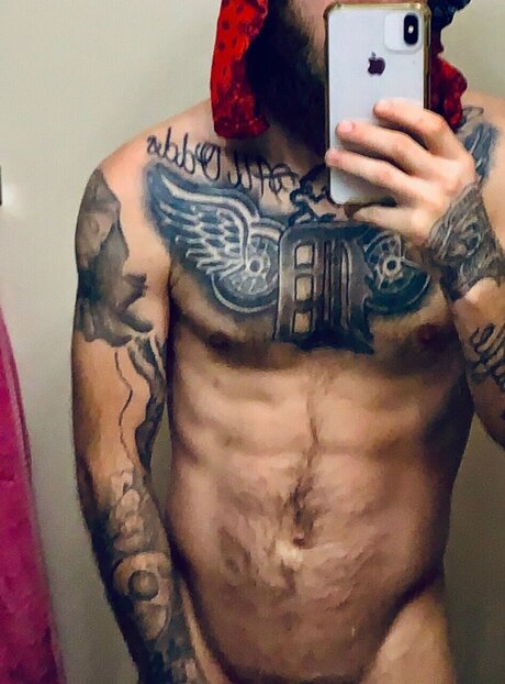 Foto desnuda filtrada de OnlyFans de Justin