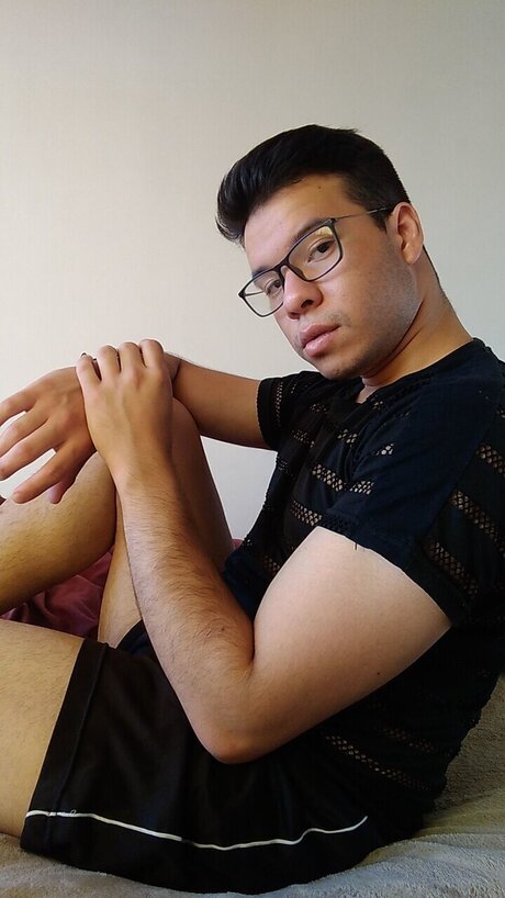 Foto desnuda filtrada de OnlyFans de Santiago