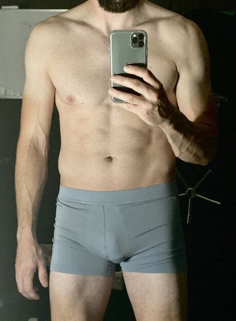 Foto desnuda filtrada de OnlyFans de Malik321go