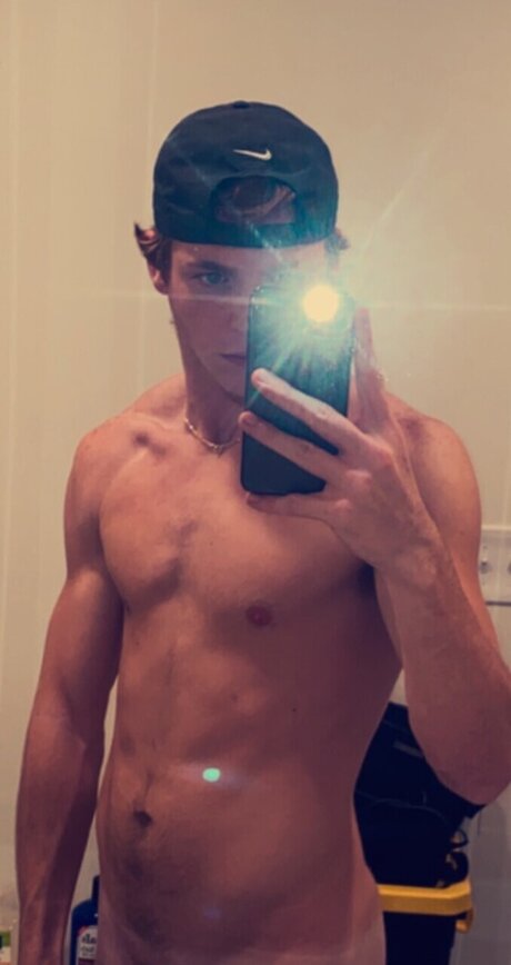 Foto desnuda filtrada de OnlyFans de Dustpupp