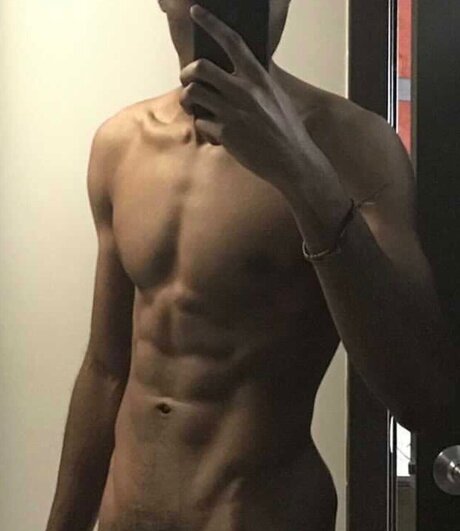 Foto desnuda filtrada de OnlyFans de Sage