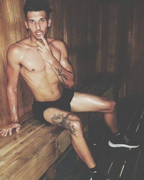 Foto desnuda filtrada de OnlyFans de 4restthump