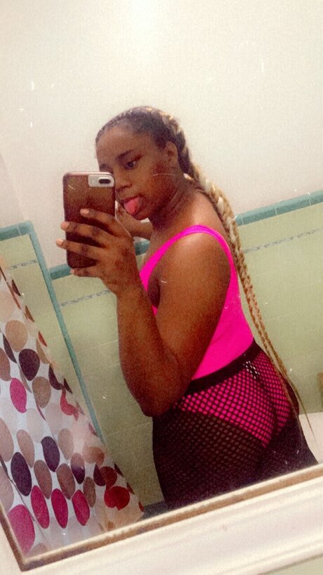 Foto desnuda filtrada de OnlyFans de Tasia 