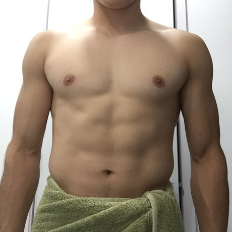Foto desnuda filtrada de OnlyFans de Adam Watson