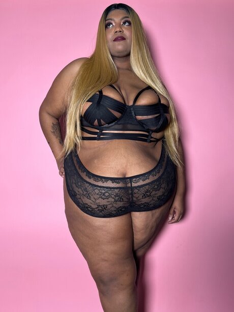 Foto desnuda filtrada de OnlyFans de Goddess Jaded Dragon