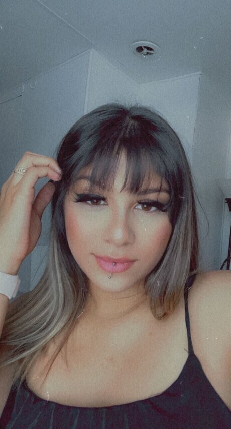 Foto desnuda filtrada de OnlyFans de Izela Perez