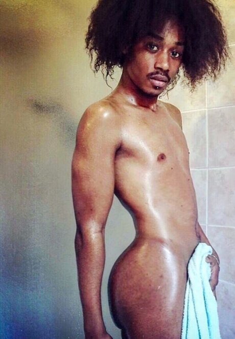 Foto desnuda filtrada de OnlyFans de Diego