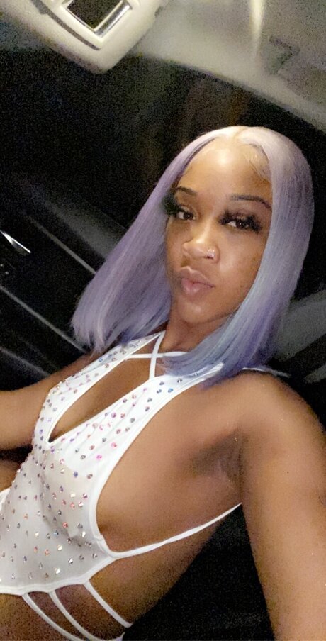 Foto desnuda filtrada de OnlyFans de Itsjuicy