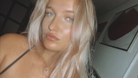 Foto desnuda filtrada de OnlyFans de Hellkrz