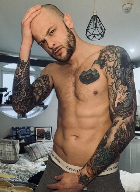 Foto desnuda filtrada de OnlyFans de Josh