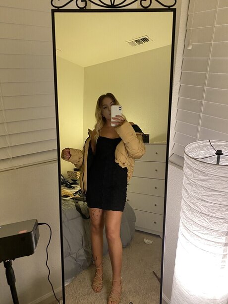 Foto desnuda filtrada de OnlyFans de Coleybo