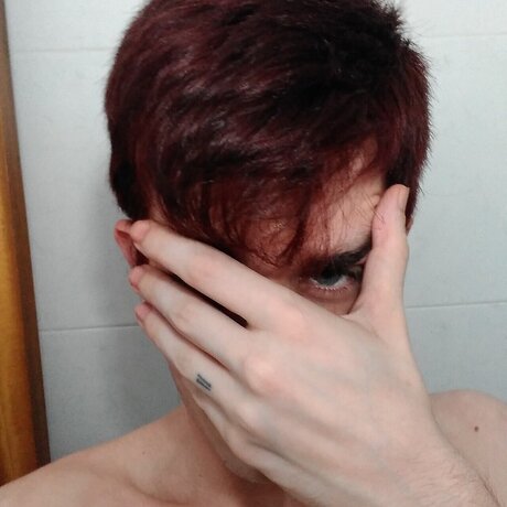 Foto desnuda filtrada de OnlyFans de Bt19x