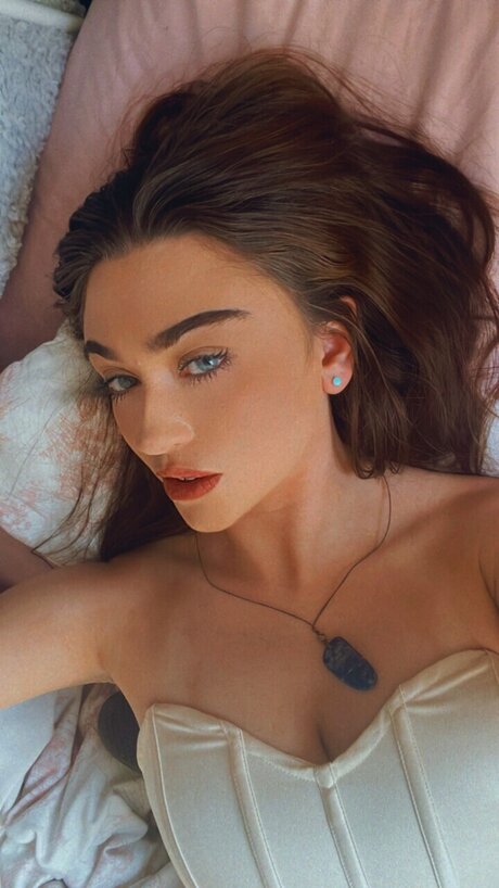 Foto desnuda filtrada de OnlyFans de Sophie