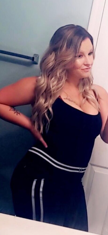 Foto desnuda filtrada de OnlyFans de Nikki