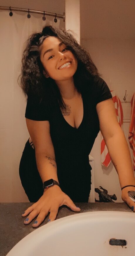 Foto desnuda filtrada de OnlyFans de Marvelous Marvie